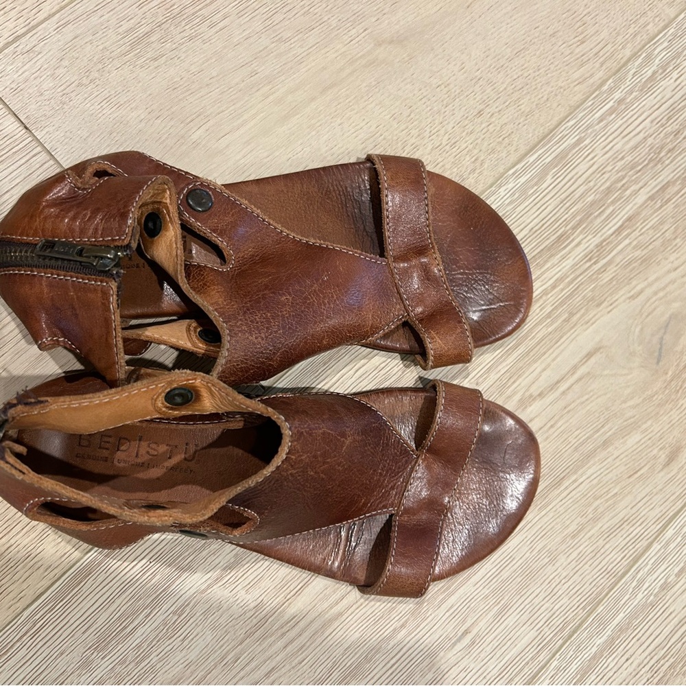 Bedstu sandals